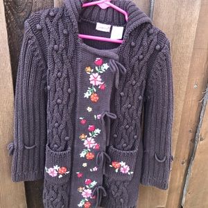 Beautiful embroidered girls sweater. Back detail